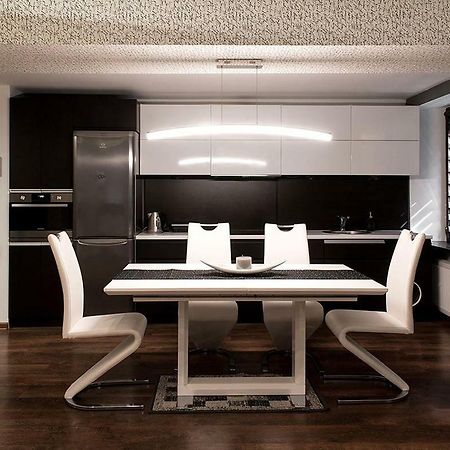Apartament Alan Apartment Клодзко Екстериор снимка